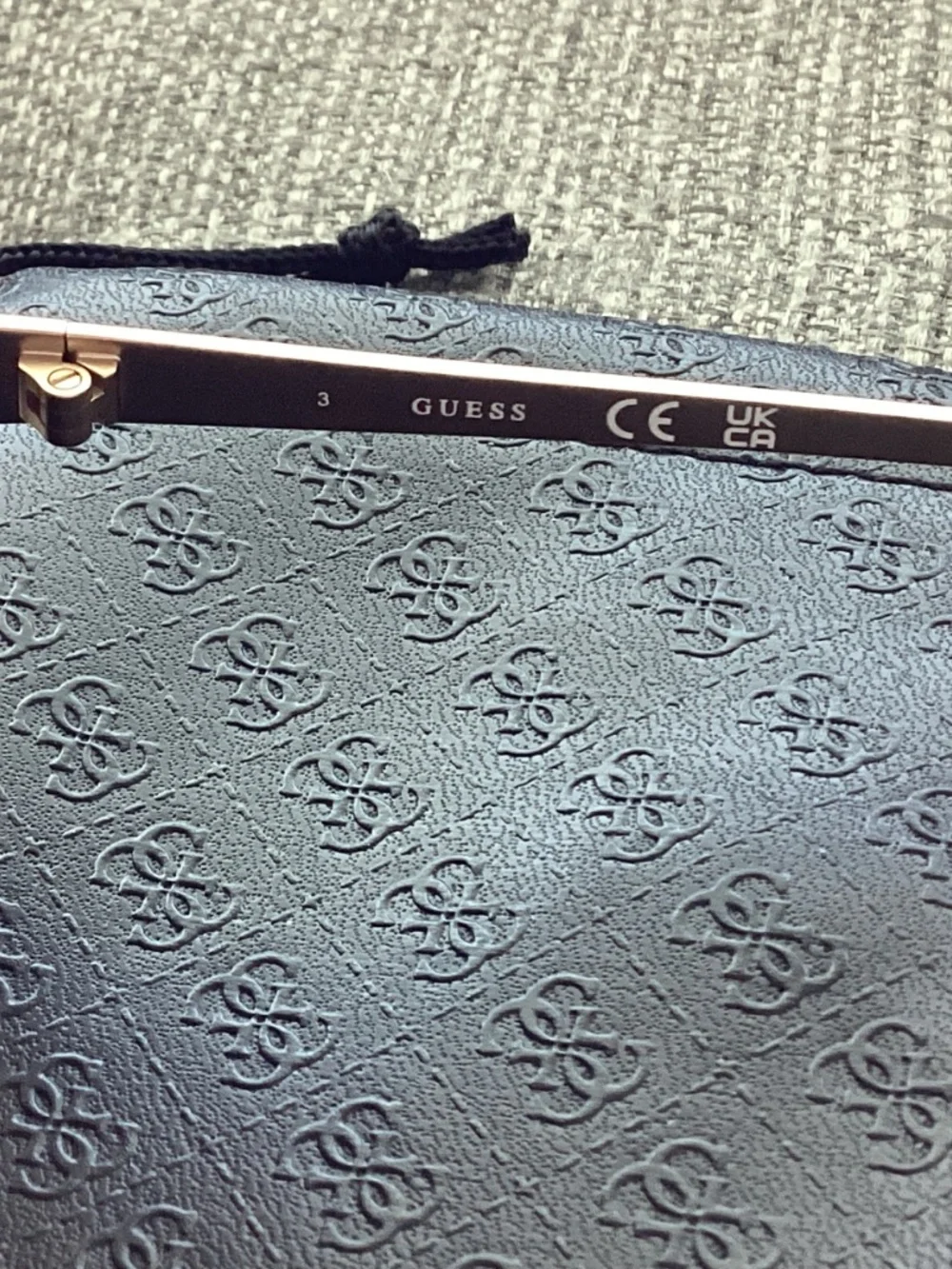 GUESS 55mm Oval Sunglasses